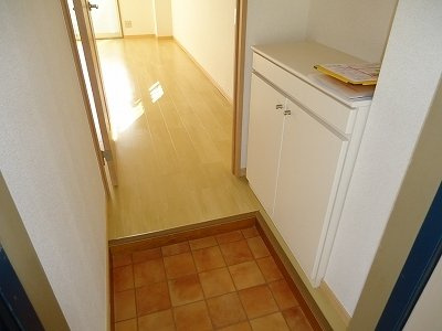 プレステージ青山の玄関