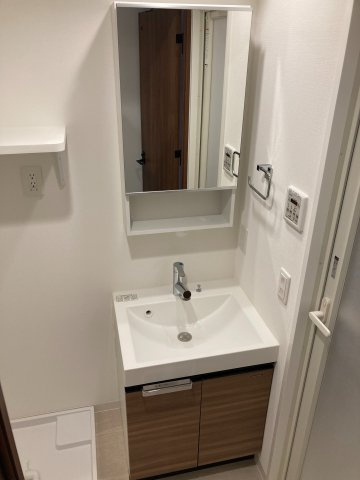 福岡市中央区清川３丁目の賃貸マンションの独立洗面台
