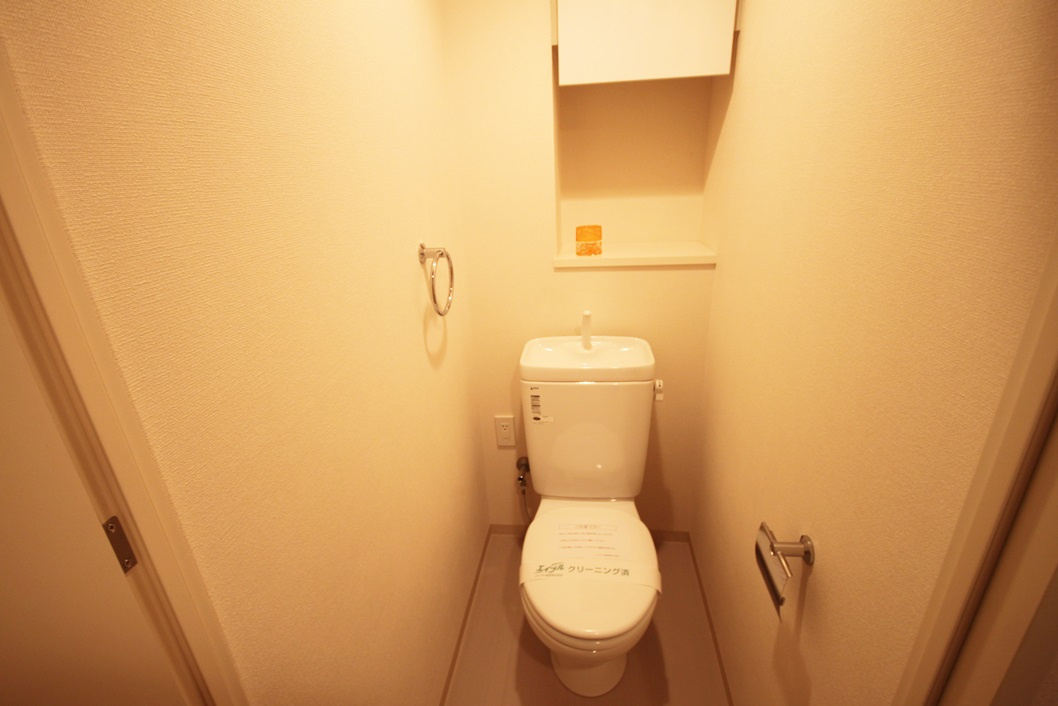 AMENITYCOURT K-Ⅰのトイレ|落ち着いたトイレです
