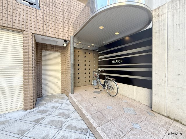 MARION　仲介手数料無料のエントランス