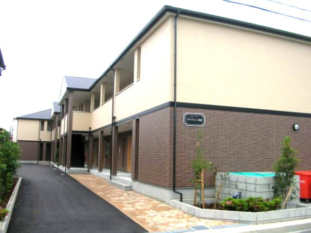 フジパレス草尾