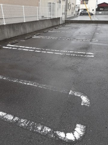 ルーナの駐車場|駐車場です