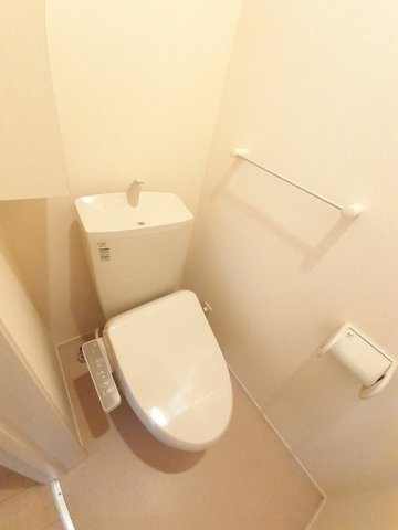 ヴィラコートのトイレ|ゆったりとした空間のトイレです