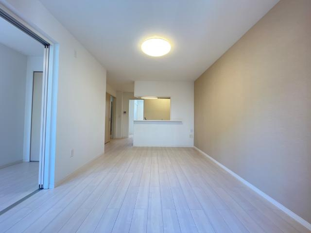 クレシアの内装|リビング