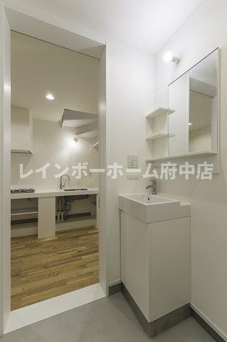 Soarの独立洗面台