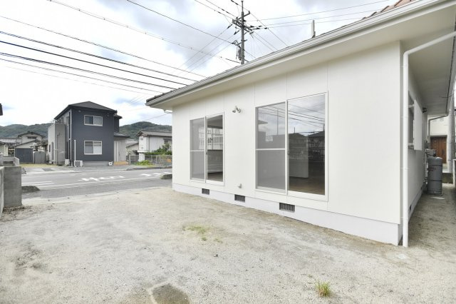 岡山市東区瀬戸町下　中古戸建の外観