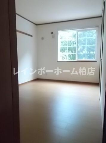 特典：仲介手数料が50％OFFです‼の洋室|広々とした洋室です