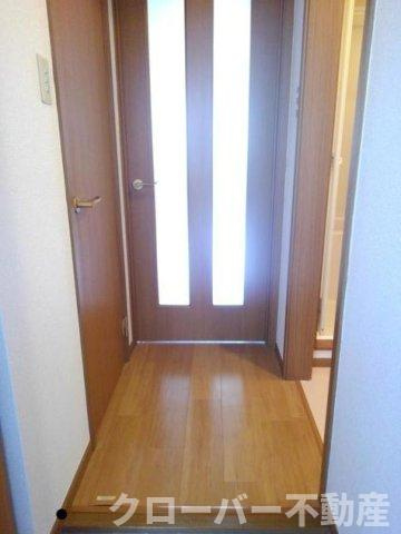 メゾニティー・室町の玄関