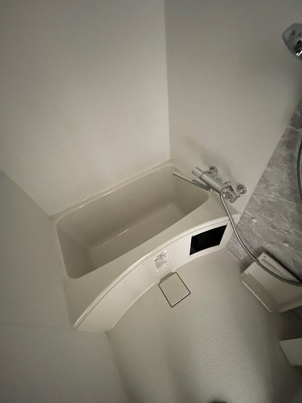 神戸市兵庫区駅前通１丁目の賃貸マンションの浴室