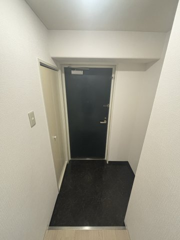 日生ロイヤル高津の玄関