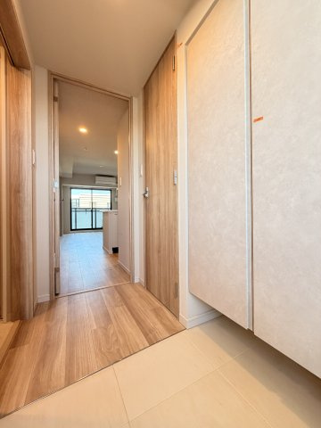 S-RESIDENCE神戸みなと元町aloの玄関