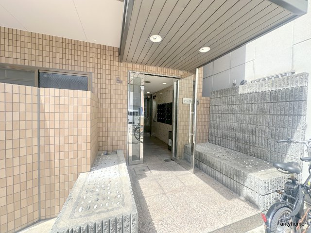 オークハウス　仲介手数料無料のエントランス