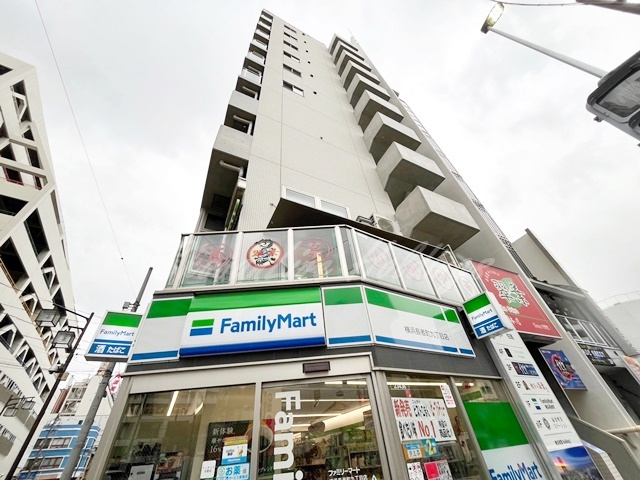 横浜市中区長者町９丁目の賃貸マンションの外観