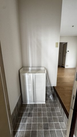 アネックス清水の玄関