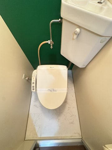 クレセール平和のトイレ