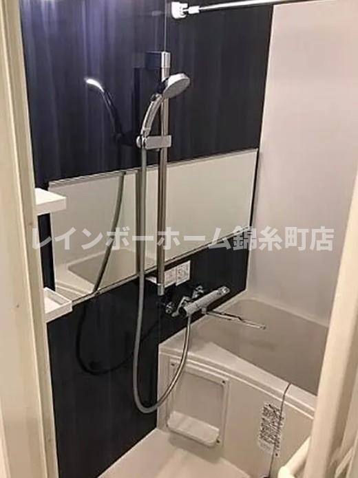 アルファキューブ西大島の浴室