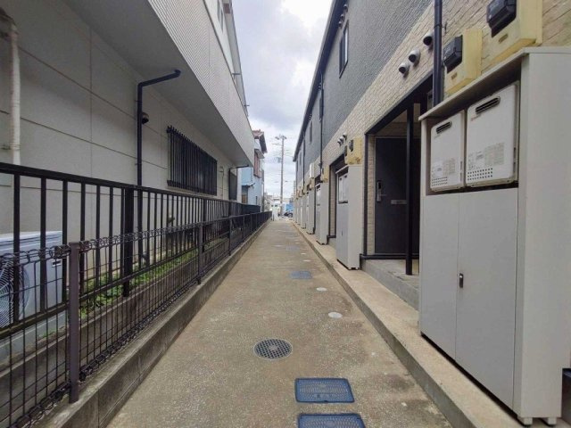 レオパレスニューのロビー