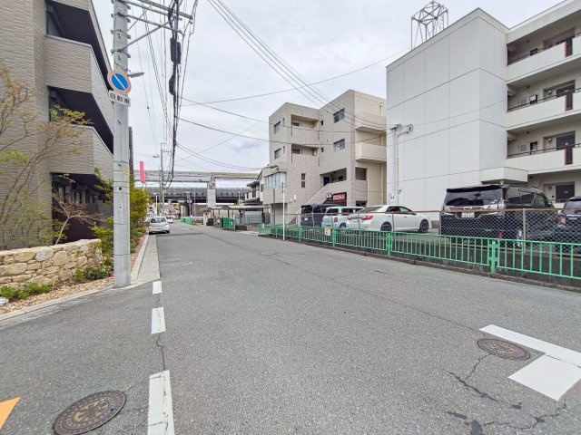 シャーメゾン コートの周辺
