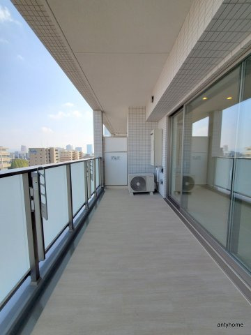ベネチア天満橋　仲介手数料無料のバルコニー