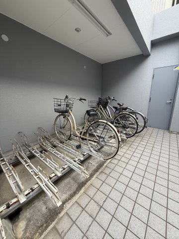 パークホームズ室見駅前の駐輪場