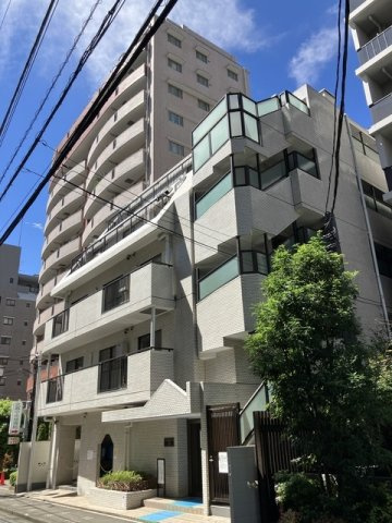キャニオンマンション三鷹の外観