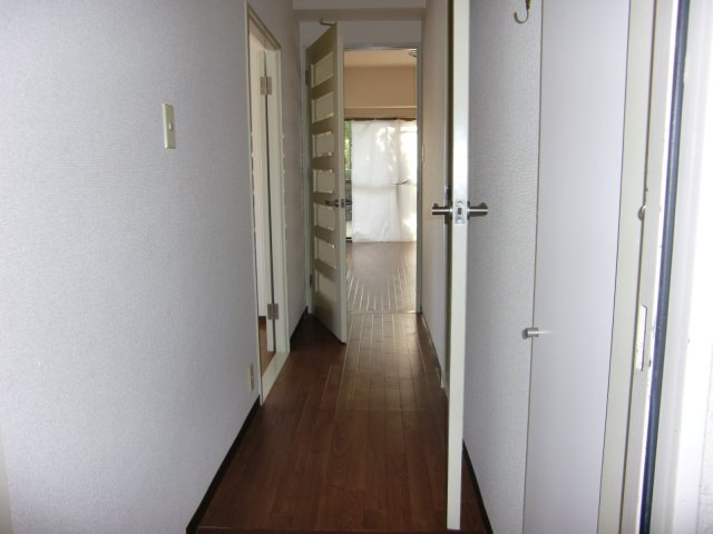 エトワール中山の玄関
