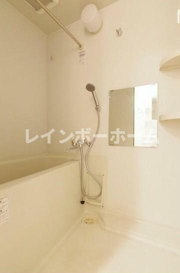 コンフォリア行徳の浴室