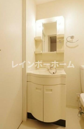 コンフォリア行徳の独立洗面台