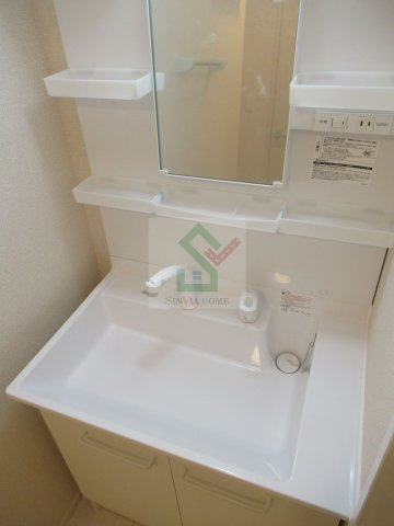 シャルマン高野台Aの独立洗面台