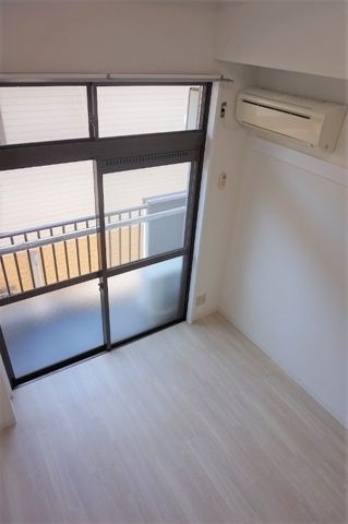 葵マンションの居間・リビング|他部屋参照
