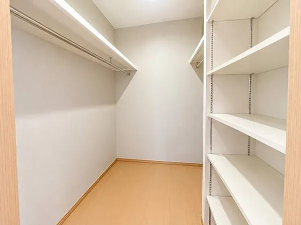 野洲市近江富士6丁目　中古戸建