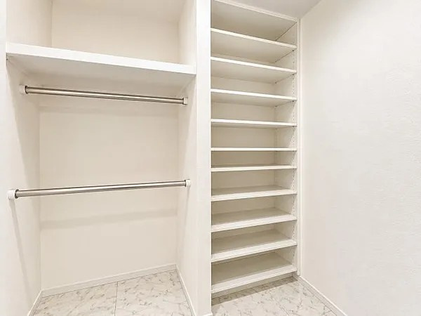 野洲市近江富士6丁目　中古戸建