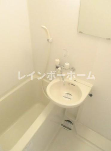 ヴェリーニ東松戸の浴室