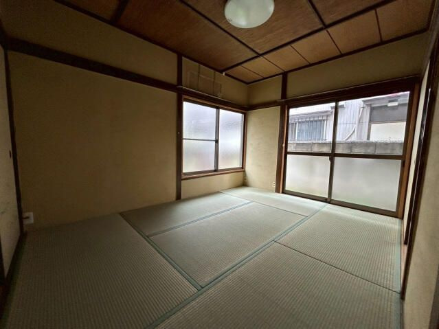 【居間・リビング】 | 藤間戸建て | 居間です