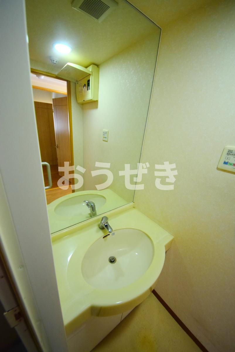 ヴィラコート横浜の洗面所