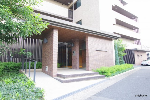 ガーデンレジデンス田川　仲介手数料無料のエントランス