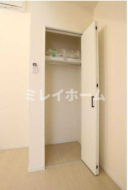 オレンジコートの収納