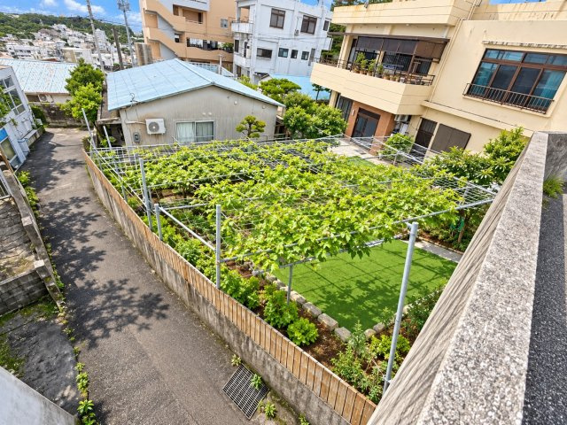 北谷町吉原の周辺