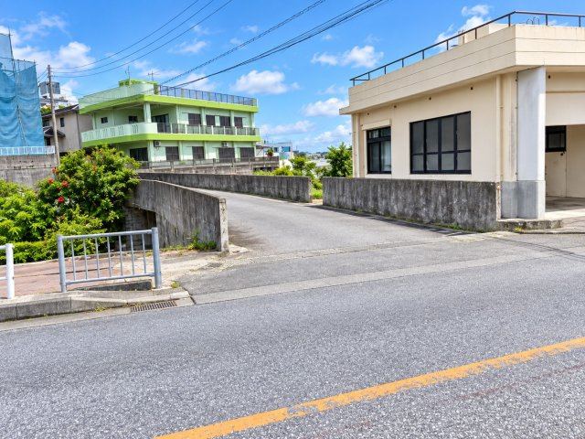 北谷町吉原の周辺