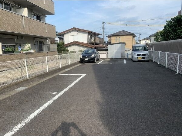 Surplus　Ⅱ　　刈谷市近郊の賃貸はクラスホーム刈谷店の駐車場