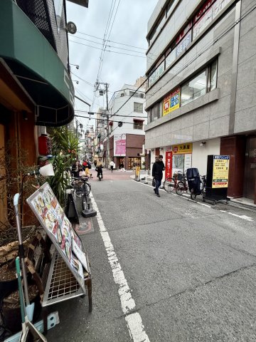 大阪市中央区東心斎橋１丁目の店舗事務所の周辺
