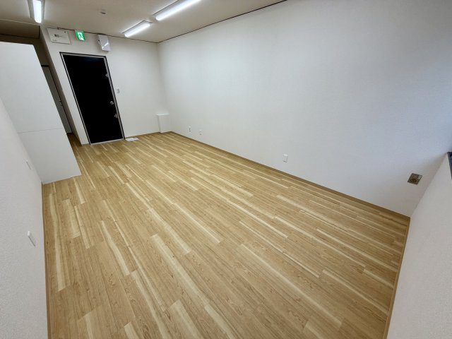 大阪市中央区東心斎橋１丁目の店舗事務所の内装