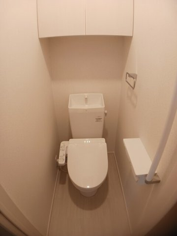 アトレ真木　Ⅰのトイレ|落ち着いた色調のトイレです
