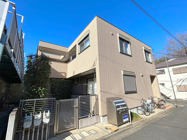 イーストウェルの外観