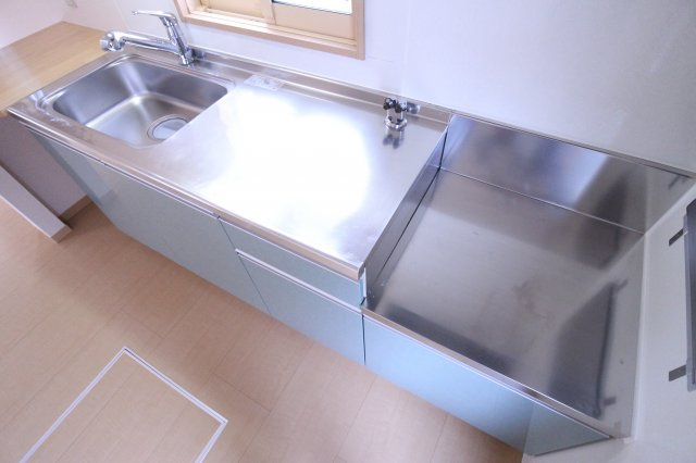 多井畑南町戸建のキッチン