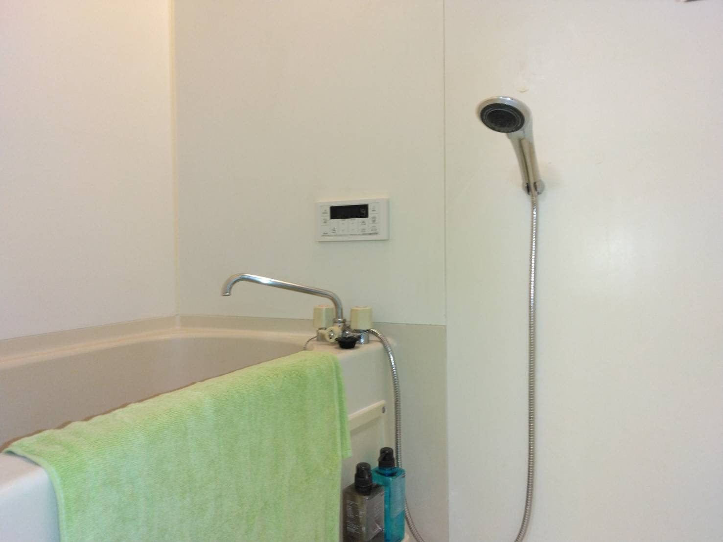 プラージュ宝町の浴室|※同タイプ別部屋のお写真です