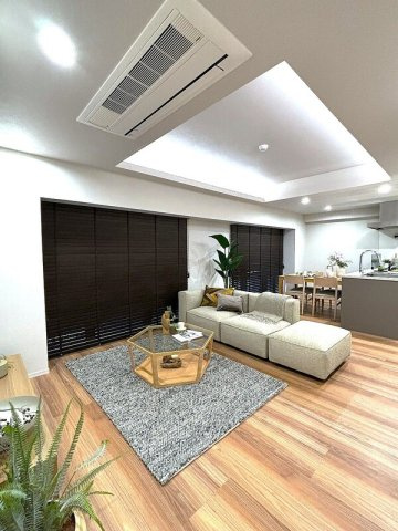 福岡市南区野間３丁目の賃貸マンションの居間・リビング