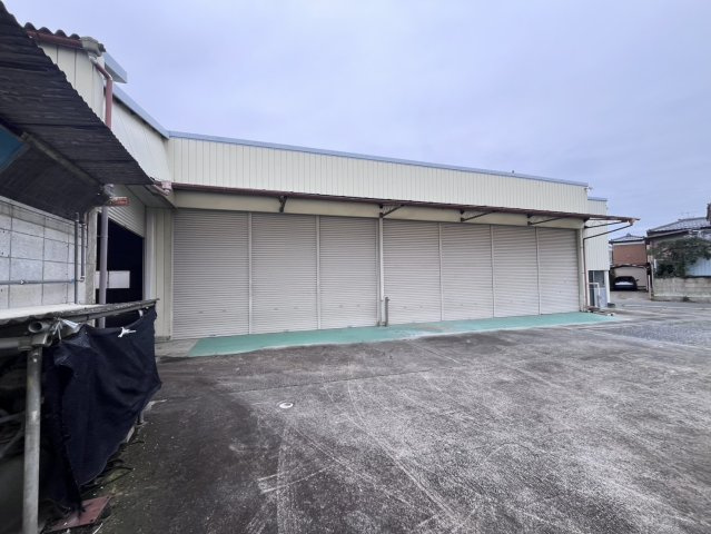 大泉町東小泉作業所・事務所・居住スペース付売物件
