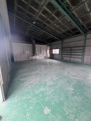 大泉町東小泉作業所・事務所・居住スペース付売物件の内装