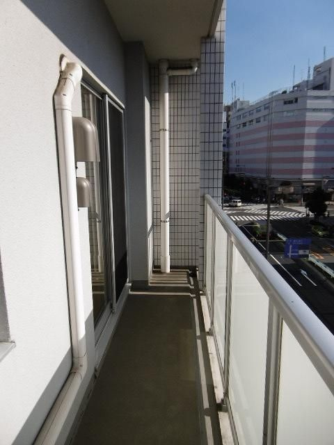 リーフコンフォ－ト赤羽のバルコニー